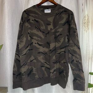 Old Navy Men's Camouflage Crewneck Sweater
